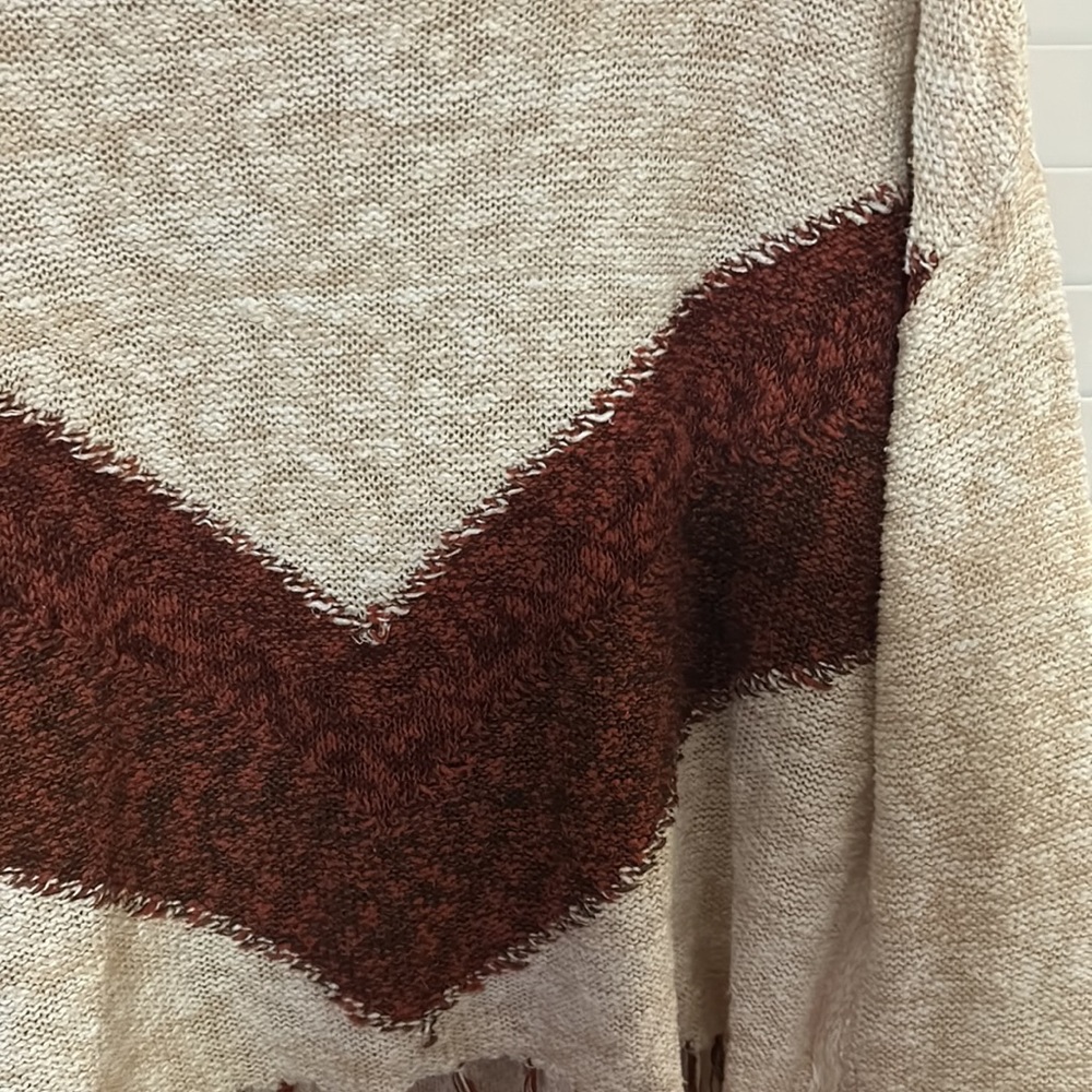 Mossimo sweater - Picture 4 of 9
